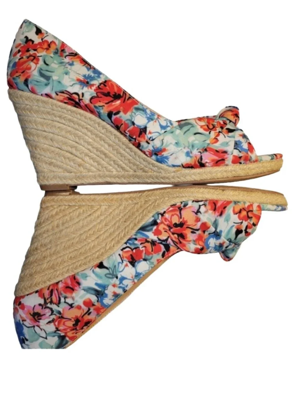 Kelly & Katie Ivala Floral Wedge Espadrille Sandal Red Blue Peep Toe Size 10